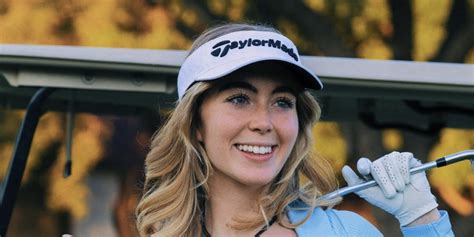 grace charis hot|Grace Charis racy golf video sets social media ablaze。